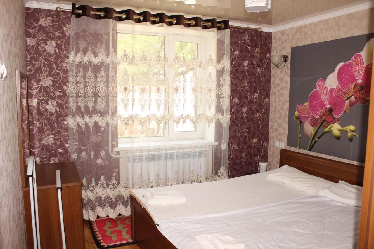 Guest House Jamal Naryn Екстер'єр фото