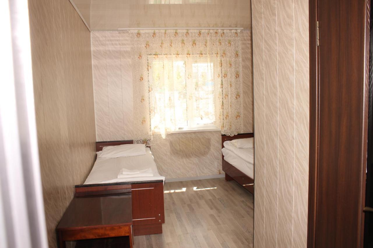 Guest House Jamal Naryn Екстер'єр фото