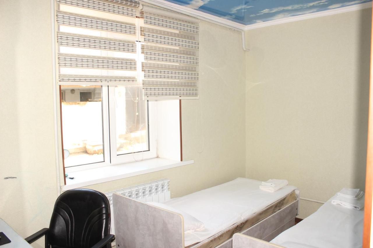 Guest House Jamal Naryn Екстер'єр фото