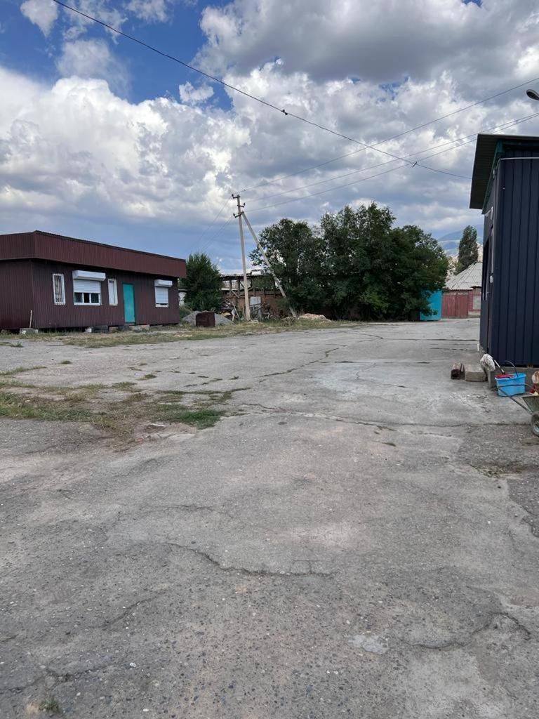 Guest House Jamal Naryn Екстер'єр фото
